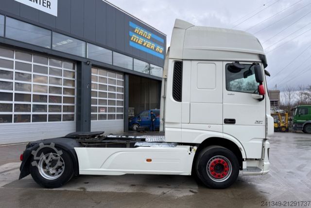 Standard SZM DAF XF460 4x2