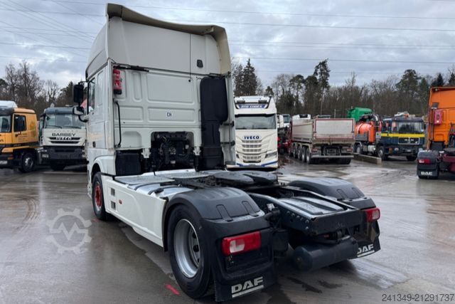 Standard SZM DAF XF460 4x2