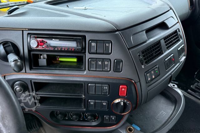 Standard SZM DAF XF460 4x2