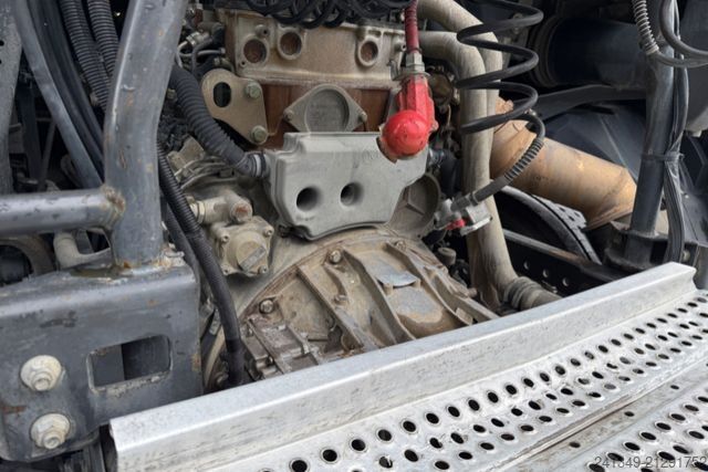 Standard SZM MERCEDES-BENZ Arocs 1843 4x2 Hydraulik