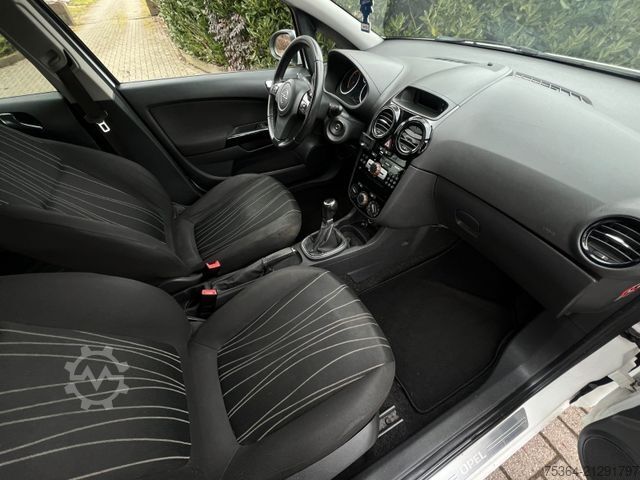 Van OPEL Corsa 1.2 ecoFLEX Klima Verliert Kühlflüssigkeit