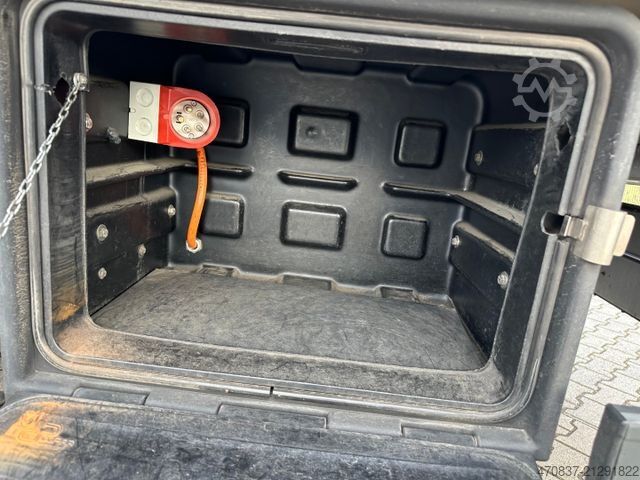 Kofferanhänger  Wagen Meyer Zako 18 / Durchlader / Iso Koffer