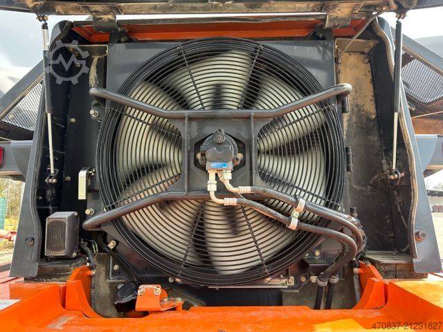 Radlader HITACHI ZW250-5B / Waage