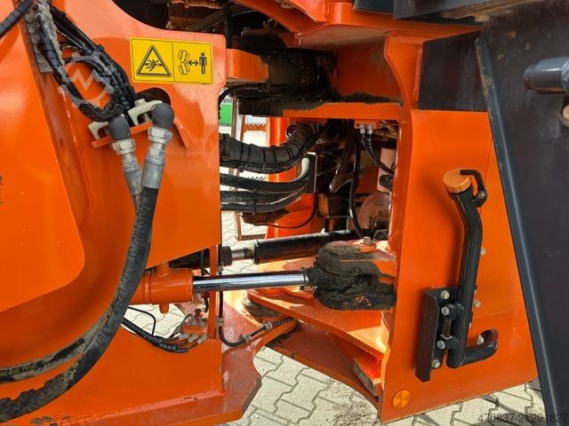 Radlader HITACHI ZW250-5B / Waage