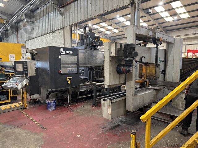 Drilling and milling machine FICEP 1001 DZB