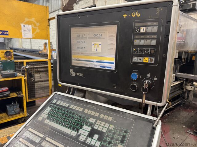 Drilling and milling machine FICEP 1001 DZB