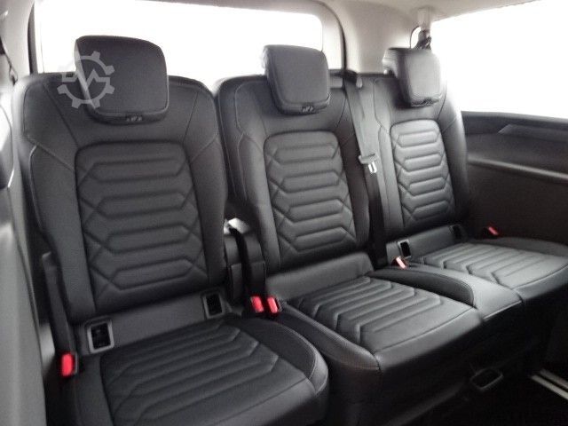 Kleinbus FORD Tourneo Custom 320L2 Titanium AWD Autom AHK ACC