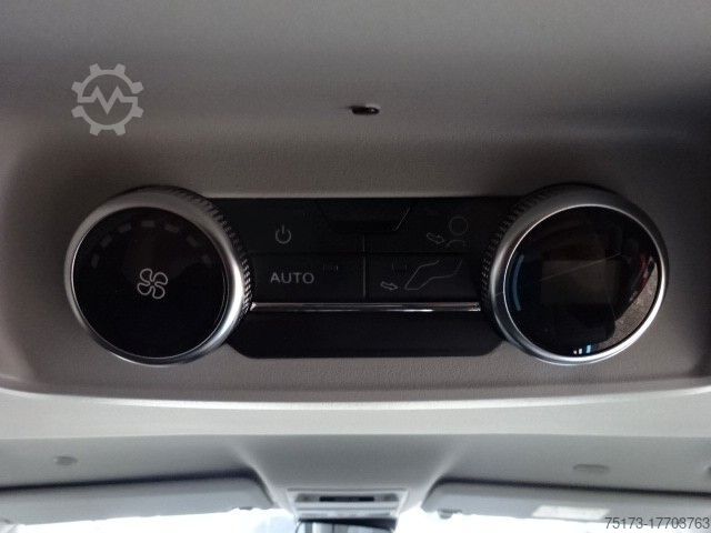 Kleinbus FORD Tourneo Custom 320L2 Titanium AWD Autom AHK ACC