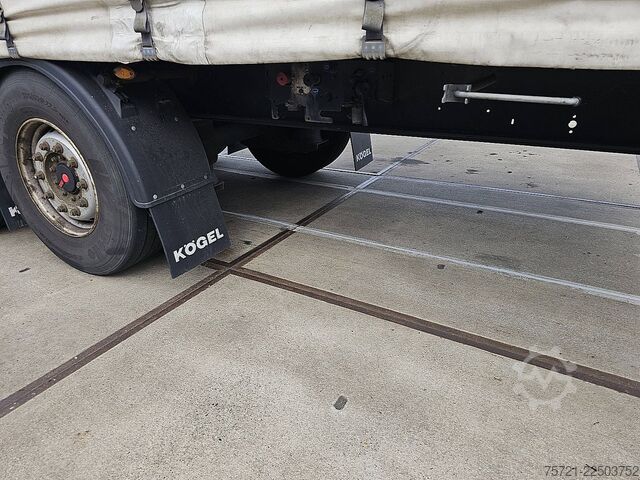 Sliding tarpaulins KOGEL SN 24