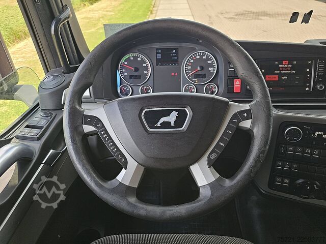 Standard-SZM MAN 18.460 TGX