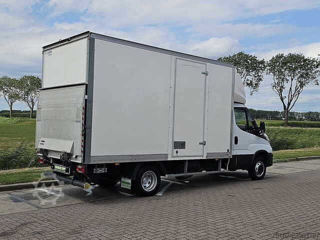 Suitcase IVECO DAILY 35C16 Bakwagen Laadklep!