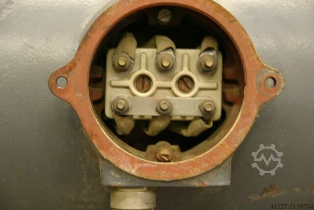 Frequenzumformer 380 V 100 Hz 18 KVA CONZ UZ44-2