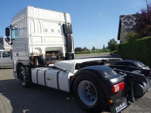 Standard-SZM DAF XF 105.460 intarder airco,manual gearbox