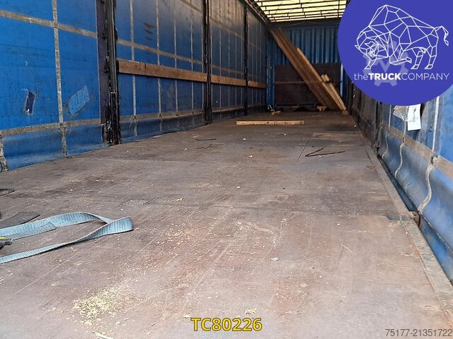 Sliding tarpaulins Krone SD