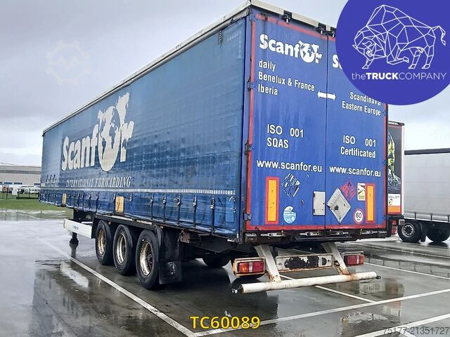 Sliding tarpaulins Krone 