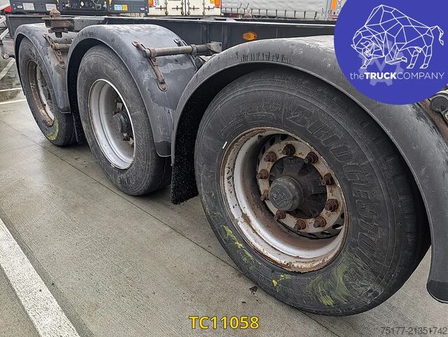 Container transportation Turbos Hoet Tank chassis Gooseneck