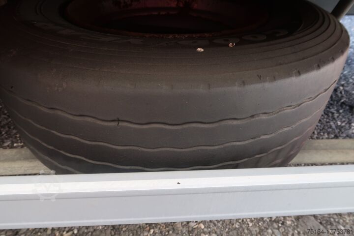 Trailer with flatbed & tarpaulin Rufa ZHC 11-21