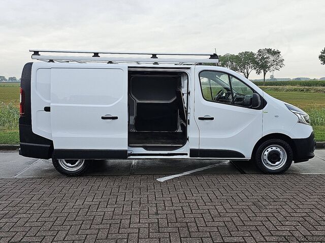 High-roof van RENAULT TRAFIC 2.0 DCI 120 COMFORT L2H1