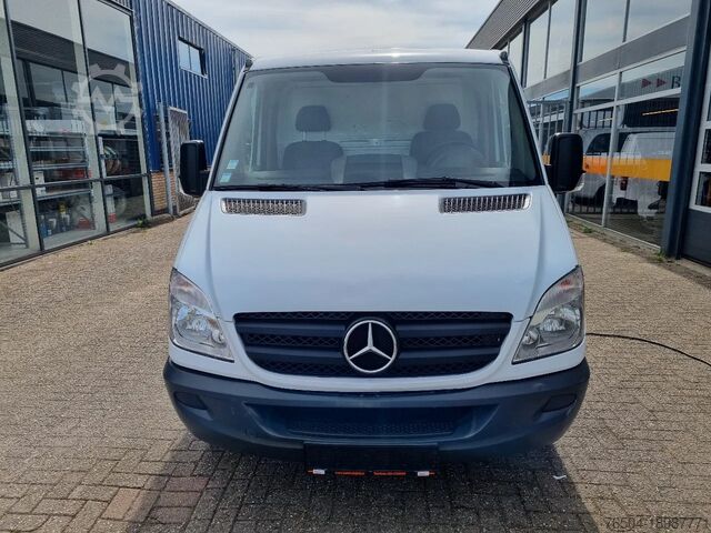 Refrigerated/freezer transport (closed box) Mercedes-Benz Sprinter 313 CDI/ Eis/ Ice/-40/ 5+5 Turen/ Carl...