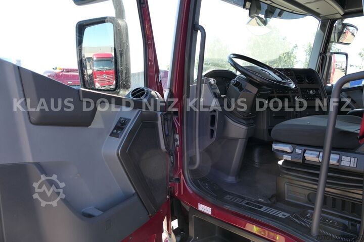 Volume tractor unit RENAULT T 440 High Cab 2-Tanks Vollluft Euro 6