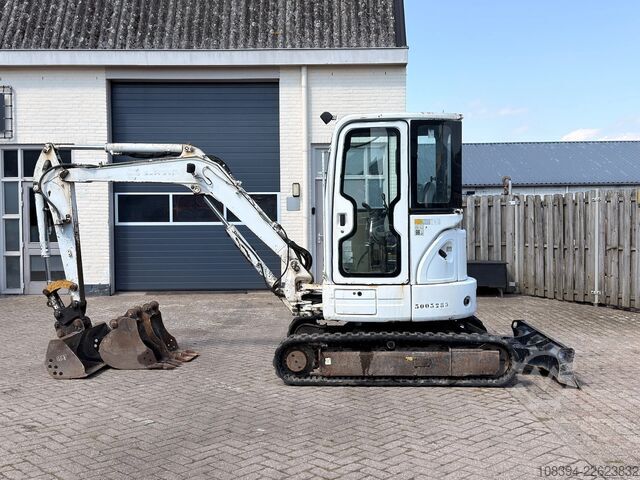 Minibagger Caterpillar 303.5C CR - Mini excavator / 3 buckets / hammer...
