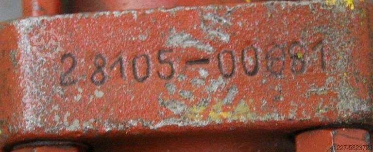 Hydraulic cylinder unbekannt Hub 105 mm