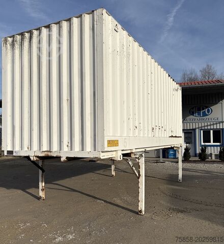 Swap body with box body Thyssen BDF Stahlkoffer 43m³ Rolltor