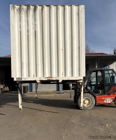 Swap body with box body Thyssen BDF Stahlkoffer 43m³ Rolltor