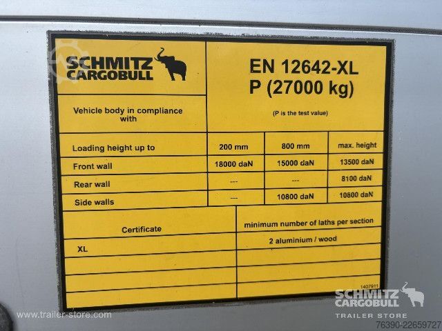 Auflieger mit Pritsche & Plane Schmitz Cargobull Semitrailer Curtainsider Standard