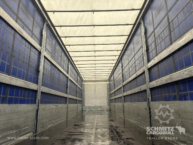 Auflieger mit Pritsche & Plane Schmitz Cargobull Semitrailer Curtainsider Standard