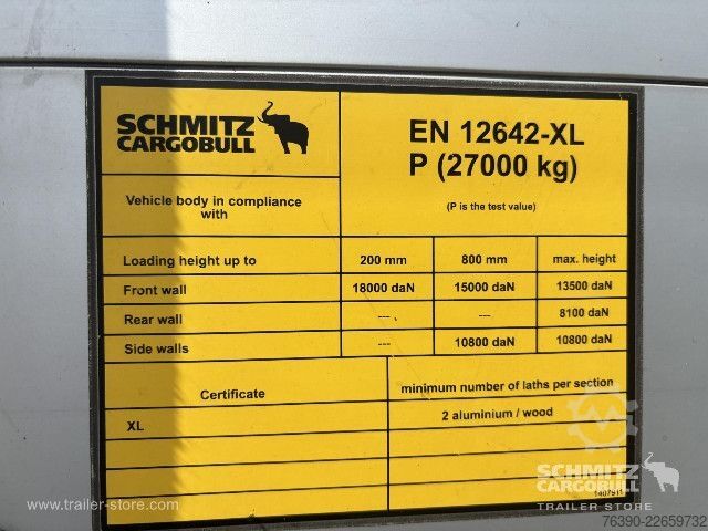 Auflieger mit Pritsche & Plane Schmitz Cargobull Semitrailer Curtainsider Standard