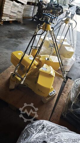 Industrial robot Fanuc M-2iA/3S