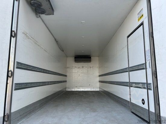 Refrigerated truck VOLVO FM 420 KüHLKOFFER TK T-1200R, LBW, FULL-AIR, E6