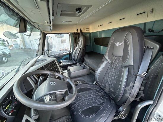 Refrigerated truck VOLVO FM 420 KüHLKOFFER TK T-1200R, LBW, FULL-AIR, E6