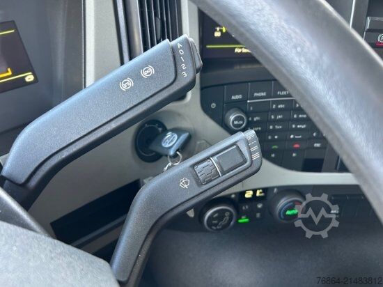 Refrigerated truck VOLVO FM 420 KüHLKOFFER TK T-1200R, LBW, FULL-AIR, E6