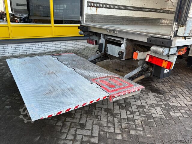 Refrigerated/freezer transport Mercedes-Benz AXOR 1829 + MANUAL + EURO 5 + LIFT + CARRIER