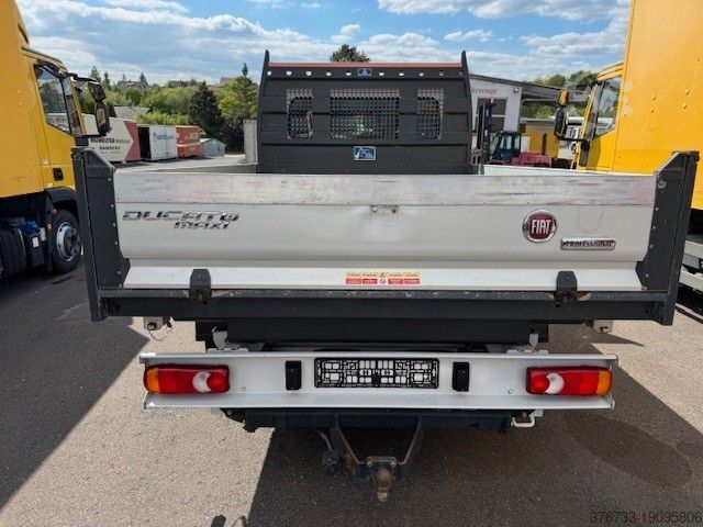 Tipper van FIAT Ducato 250 2.3 ¤6C Motor 2TKM 3-Seiten Klima