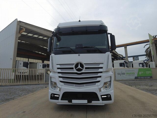 Standard-Zugmaschine MERCEDES-BENZ Actros 5 1845 BigSpace