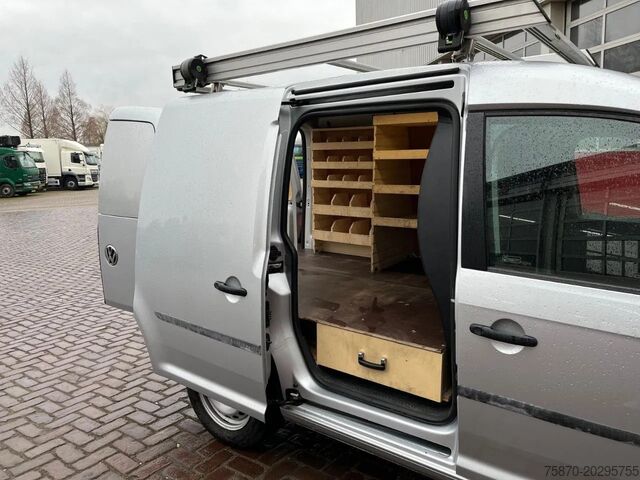 Box van Volkswagen Caddy