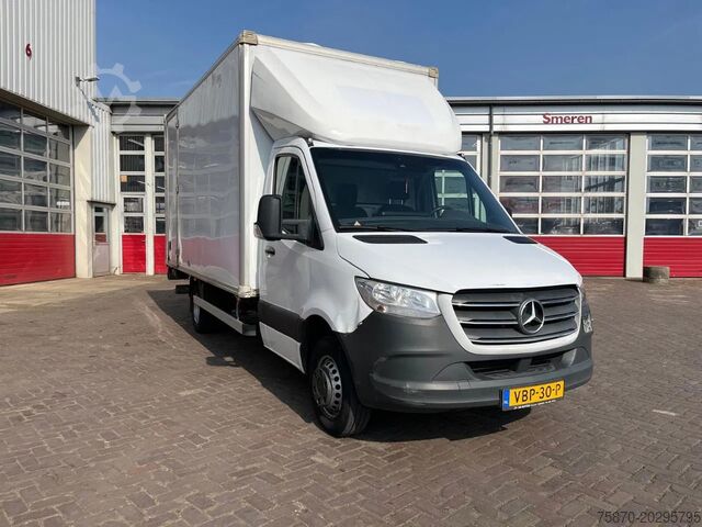 Suitcase Mercedes-Benz Sprinter 516CDI