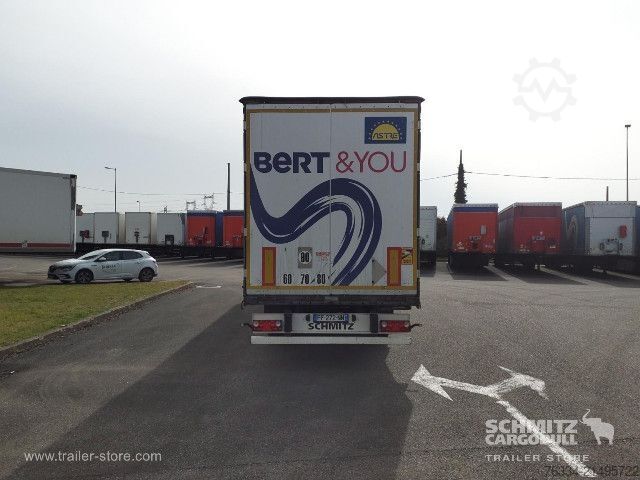 Open semitrailer with tarp Schmitz Cargobull Semitrailer Curtainsider Standard