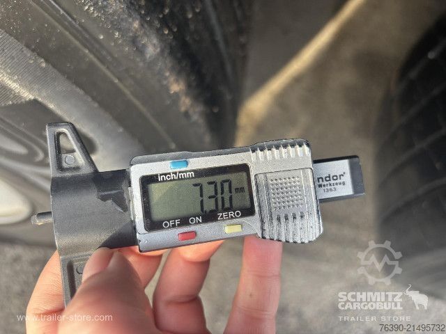 Open semitrailer with tarp Schmitz Cargobull Semitrailer Curtainsider Standard