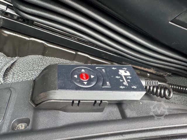 Refrigerated truck MERCEDES-BENZ 2540 LL 6x2/4 Heizung Klima LBW 2t AHK Bett