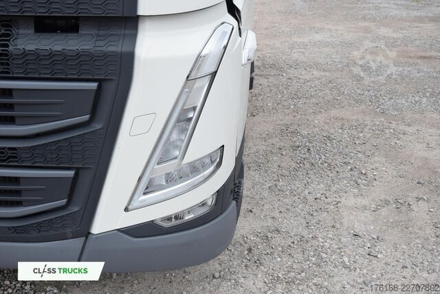 Standard tractor unit VOLVO FH 500 Globetrotter XL