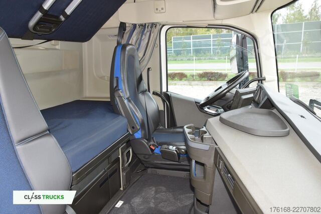 Standard tractor unit VOLVO FH 500 Globetrotter XL