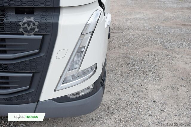 Standard tractor unit VOLVO FH 500 Globetrotter XL