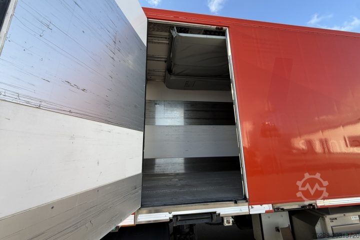 Refrigerated truck Mercedes-Benz Antos 2536 6x2 Lamberet / Swiss-Vehicle