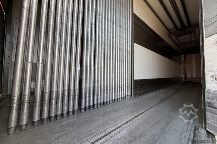 Refrigerated truck Mercedes-Benz Antos 2536 6x2 Lamberet / Swiss-Vehicle