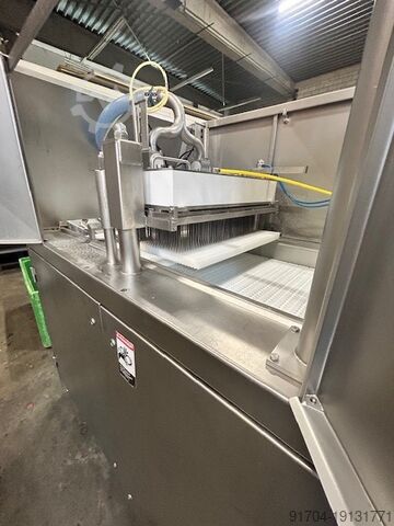 Meat processing machine GEA CFS vYIELDJECTOR