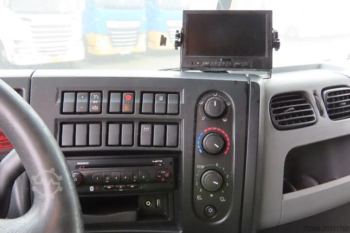 Refrigerated/frozen transport Renault D 19T Sleeper, Thermoking, RETARDER 2 zones tem...